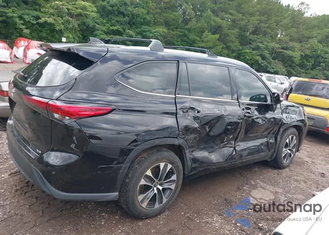 2021 Toyota Highlander Xle from USA, damaged, VIN 5TDGZRAH6MS063393